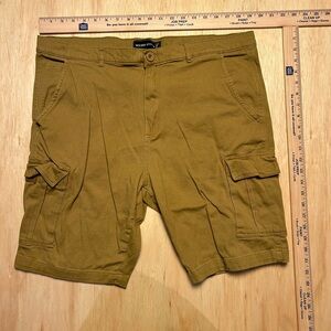 Wicked Stitch Mustard Cargo Khaki Shorts 38W